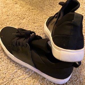 Steve Madden Lumi Sneakers